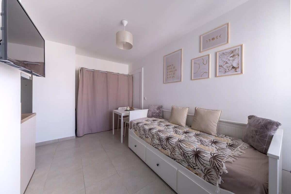S5 Disney Studio Appartement Cosy Серрі Екстер'єр фото